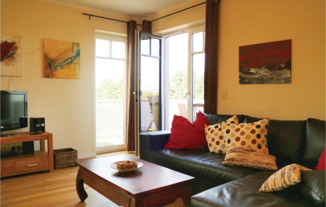 1 Bedroom Cozy Apartment In Boergerende エクステリア 写真